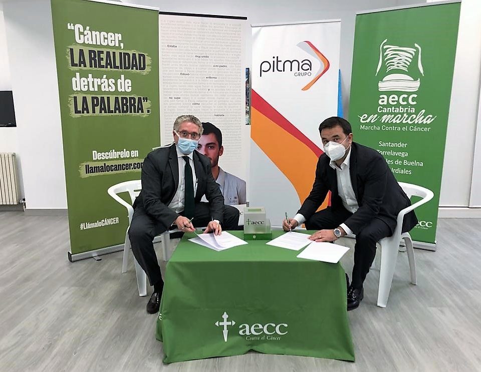 Pedro Prada (AECC) y Álvaro Villa (PITMA) firman el convenio