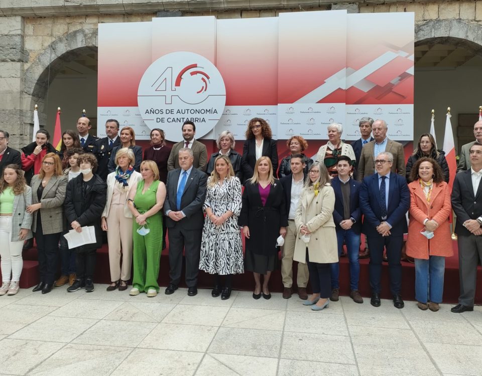 Acto institucional en el Parlamento de Cantabria
